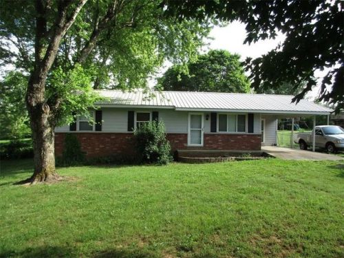208 Northview Ave, Huntsville, AR 72740-8959