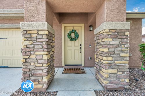2261 Hazeltine Way, Gilbert, AZ 85298-7477