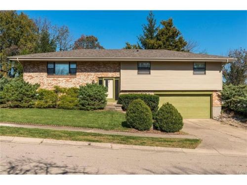 2119 Lion Heart Dr, Miamisburg, OH 45342-2045