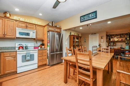 50 Pleasant St, Whitman MA  02382-2118 exterior