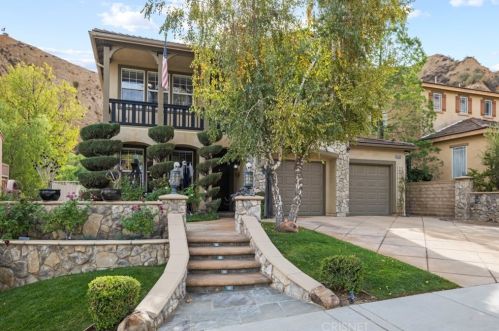 30306 June Rose Ct, Santa Clarita, CA 91384-4737