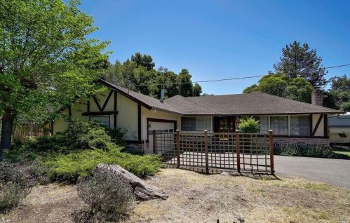 5110 Newanga Ave, Santa Rosa, CA 95405-7425