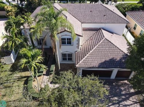 3511 145th Ave, Hollywood FL  33027-3726 exterior