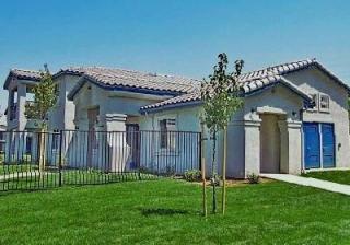 10412 Stobaugh St, Lamont CA  93241-1746 exterior