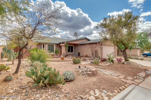 4719 Bluebell Way, Tucson, AZ 85742-4136