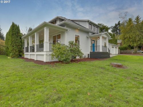 907 Powell Blvd, Damascus OR  97030 exterior