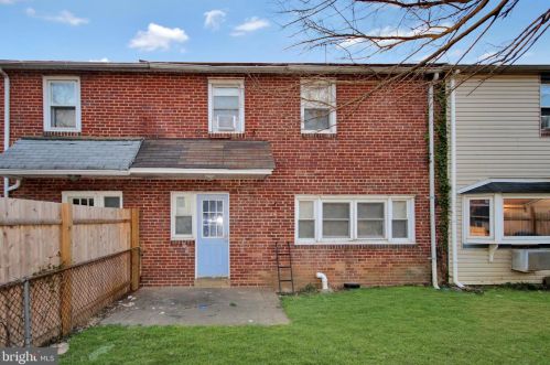 47 Cannon Dr, Wilmington DE  19809-3309 exterior