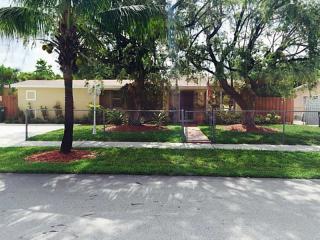 3741 104th Ct, Miami, FL 33165-3721