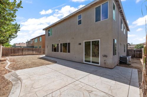 1015 Lucio St, Manteca CA  95336 exterior