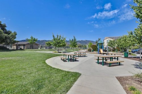 6295 Church St, Gilroy CA  95020-6412 exterior