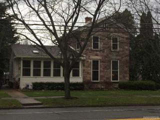415 Center St, Medina, NY 14103-1604