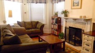 10 Summit Ave, Brookline MA  02446-2365 exterior