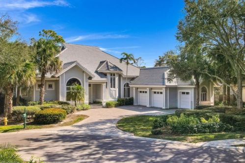 11720 Walton Pl, Naples, FL 34110-0922