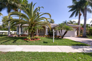 15961 61 Ave, Hollywood FL  33331 exterior