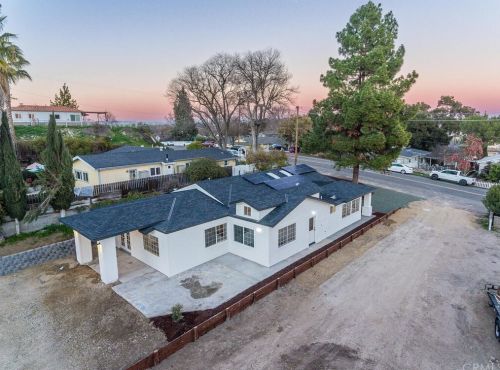 143 Vine St, Lake Nacimiento CA  93446-3736 exterior