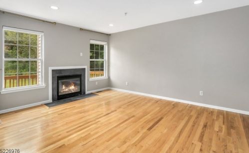 105 Boulder Ridge Dr, Dover NJ  07869-1644 exterior