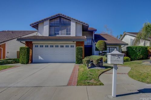 2207 Heritage Way, Fullerton, CA 92833-1237