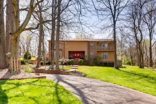 8500 Framewood Dr, Newburgh, IN 47630-2348
