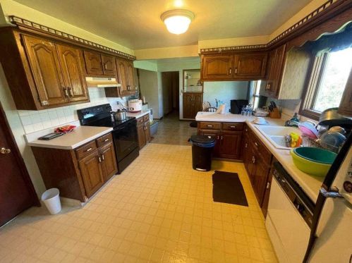2219 Starlite Ln, Green Bay, WI 54302-4533