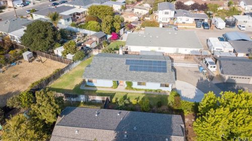 1066 Maple St, Pismo Beach, CA 93420-3136