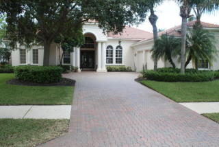 121 Bryce Ln, Jupiter, FL 33458-3325