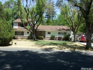 2711 Tioga Way, Sacramento, CA 95821-3441
