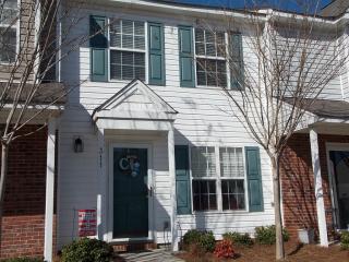 311 Malamute Ln, Greensboro, NC 27407-2773