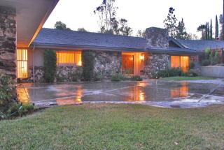 18161 Chardon Cir, Van Nuys, CA 91316-4416