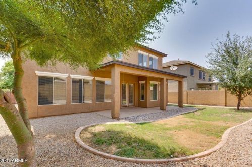 3037 Sunnyvale Ave, Gilbert AZ  85295-7659 exterior