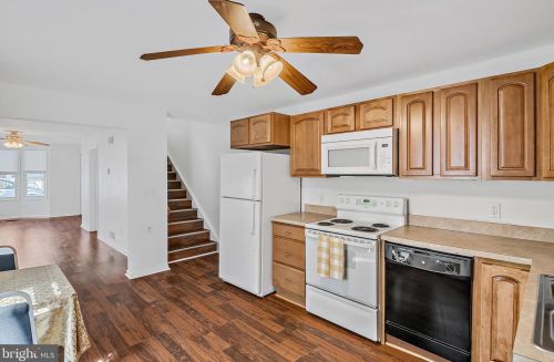 1438 3rd St, West Enola PA  17025-2392 exterior