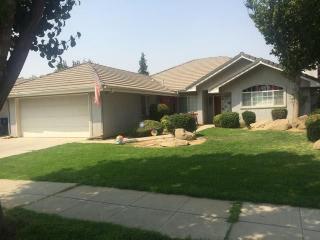 2501 Plumwood Way, Madera, CA 93637-4926