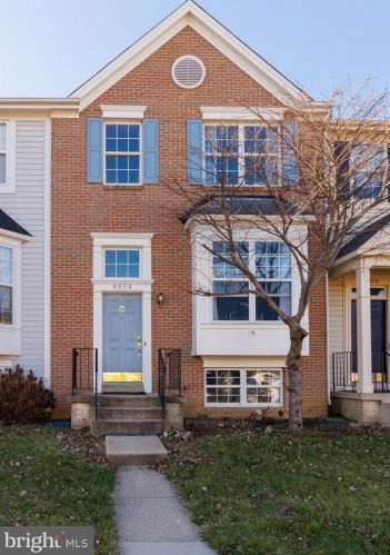 8508 Tackhouse Loop, Gainesville, VA 20155-2908