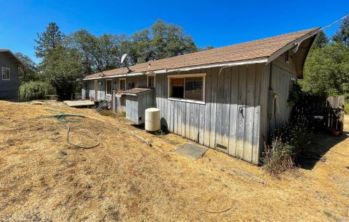 22619 Eastside Rd, Willits CA  95490-9780 exterior