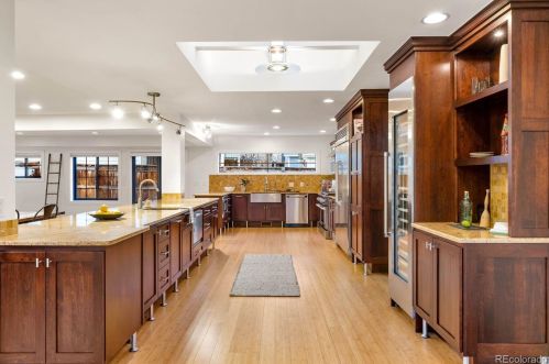 422 Cook St, Denver CO  80206-4425 exterior