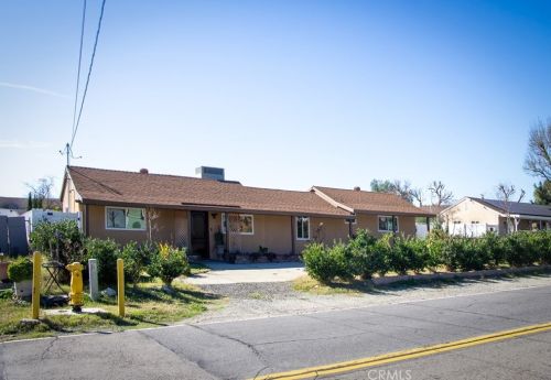 1591 Persimmon St, Rialto CA  92377-4190 exterior