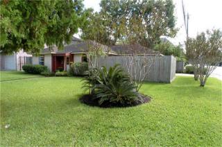 5019 Evergreen St, Bellaire, TX 77401-5014
