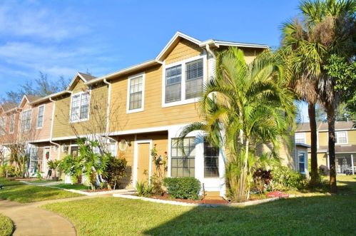 2242 Waterleaf St, Orlando, FL 32837-6759