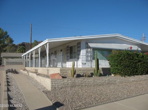 5402 Flying Circle St, Tucson, AZ 85713-4338