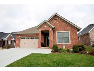 9673 Pebble View Dr, Cincinnati, OH 45252-2165