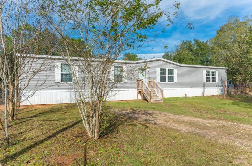 350 Kings Lake Blvd, Defuniak Springs, FL 32433-7097