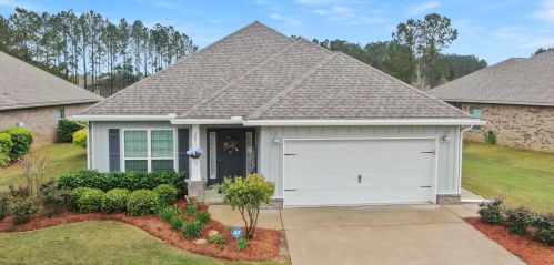 34 Hemingway Ln, Freeport, FL 32439-2293