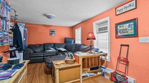 556 Washington St, Coventry, RI 02816-5472