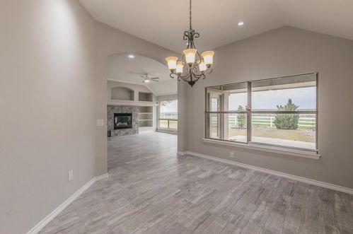 9301 Perimeter St, Denton TX  76207-5636 exterior