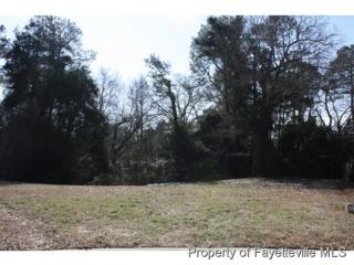 323 Birnam Dr, Fayetteville, NC 28305-5201