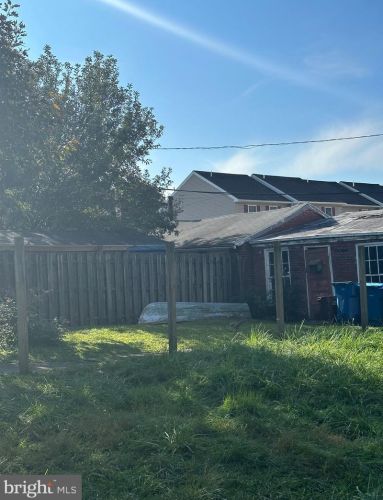 27 Butler St, Harrisburg PA  17103-2028 exterior