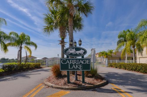 707 Carriage Lake Way, Vero Beach, FL 32968-9479