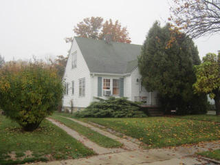 3631 Birchwood Ave, Cudahy, WI 53110-2701