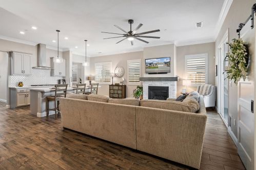 1219 Sephos St, Manteca CA  95337 exterior