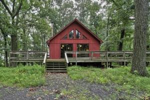 4469 Fairview Rd, Kinderhook PA  17512-8817 exterior