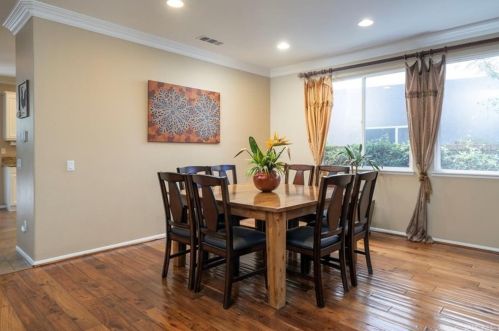 29236 Discovery Ridge Dr, Santa Clarita CA  91390-5761 exterior